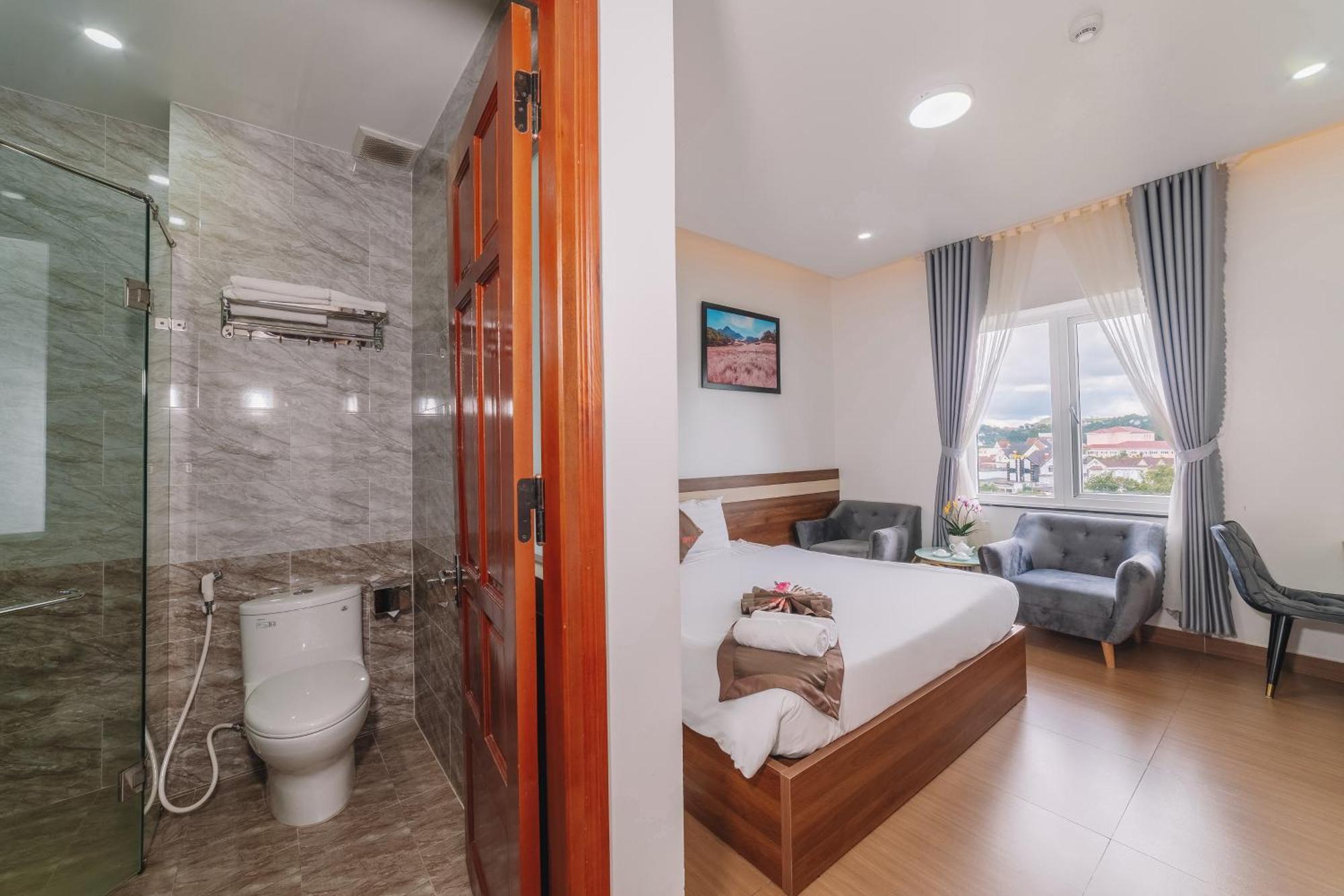 Anh Duc Hotel Da Lat City Екстериор снимка