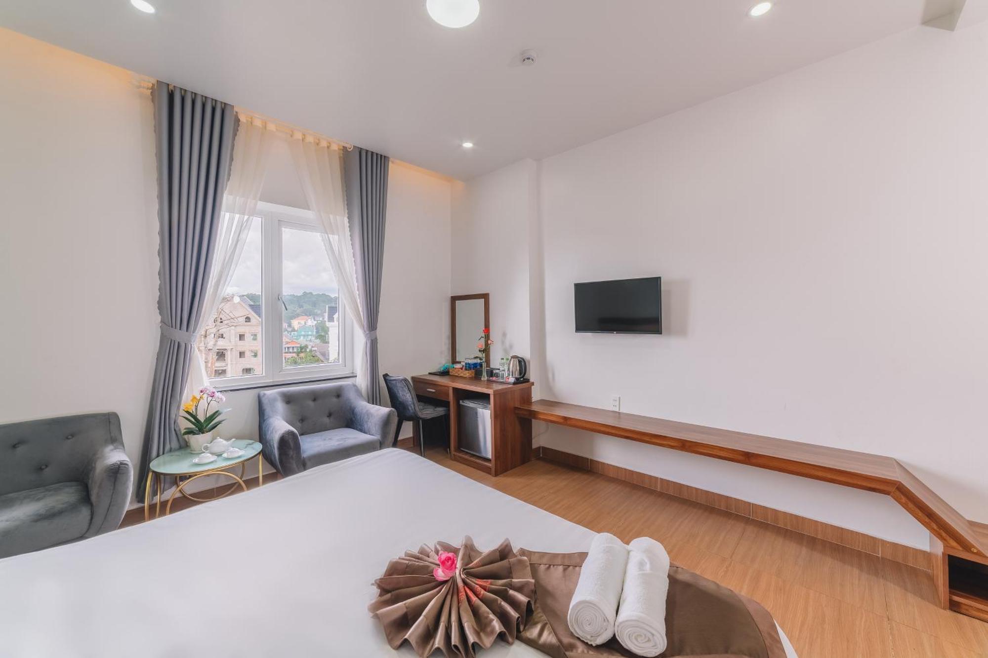 Anh Duc Hotel Da Lat City Екстериор снимка