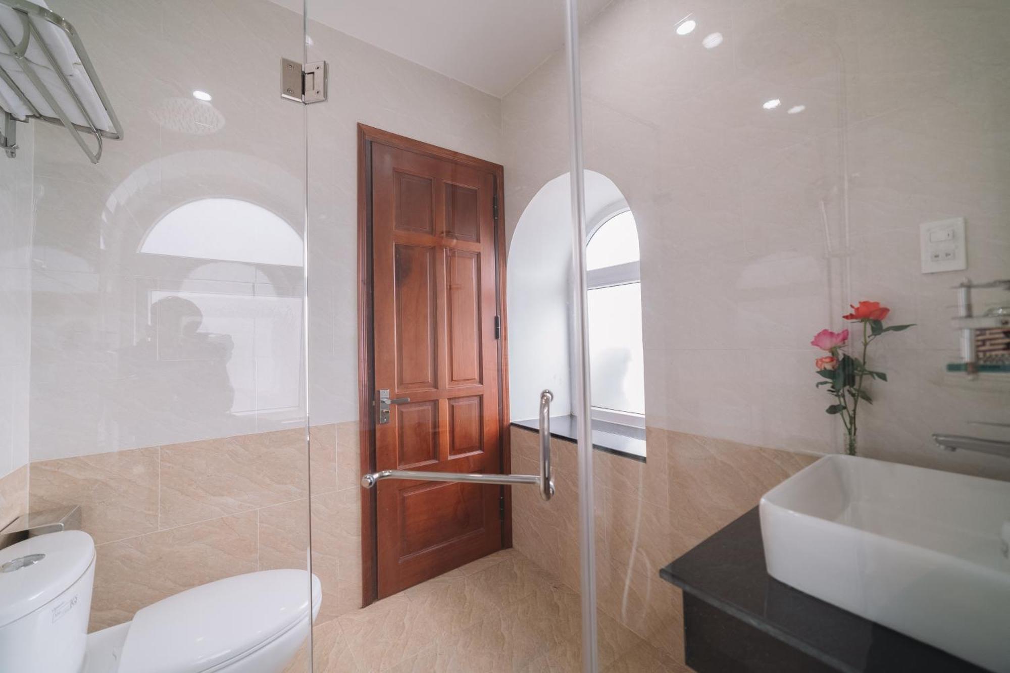 Anh Duc Hotel Da Lat City Екстериор снимка