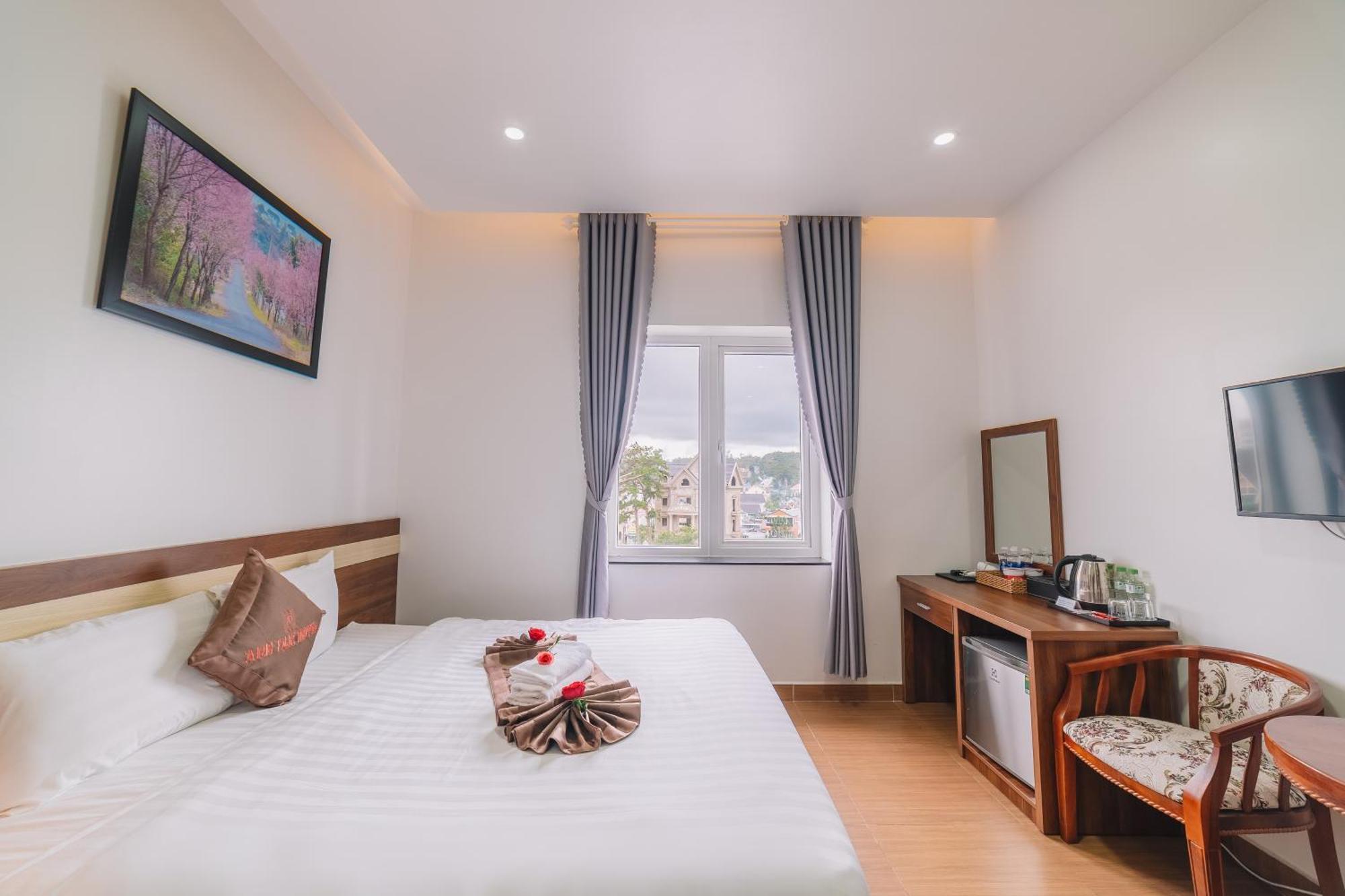 Anh Duc Hotel Da Lat City Екстериор снимка