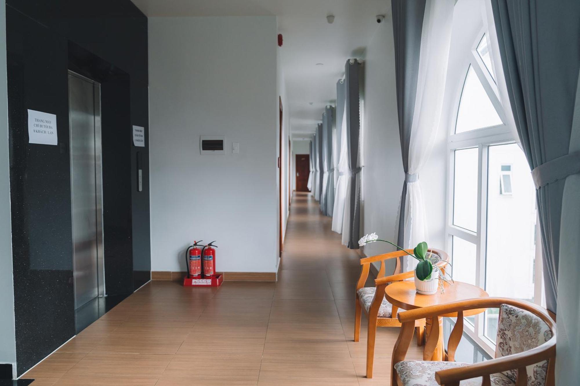 Anh Duc Hotel Da Lat City Екстериор снимка