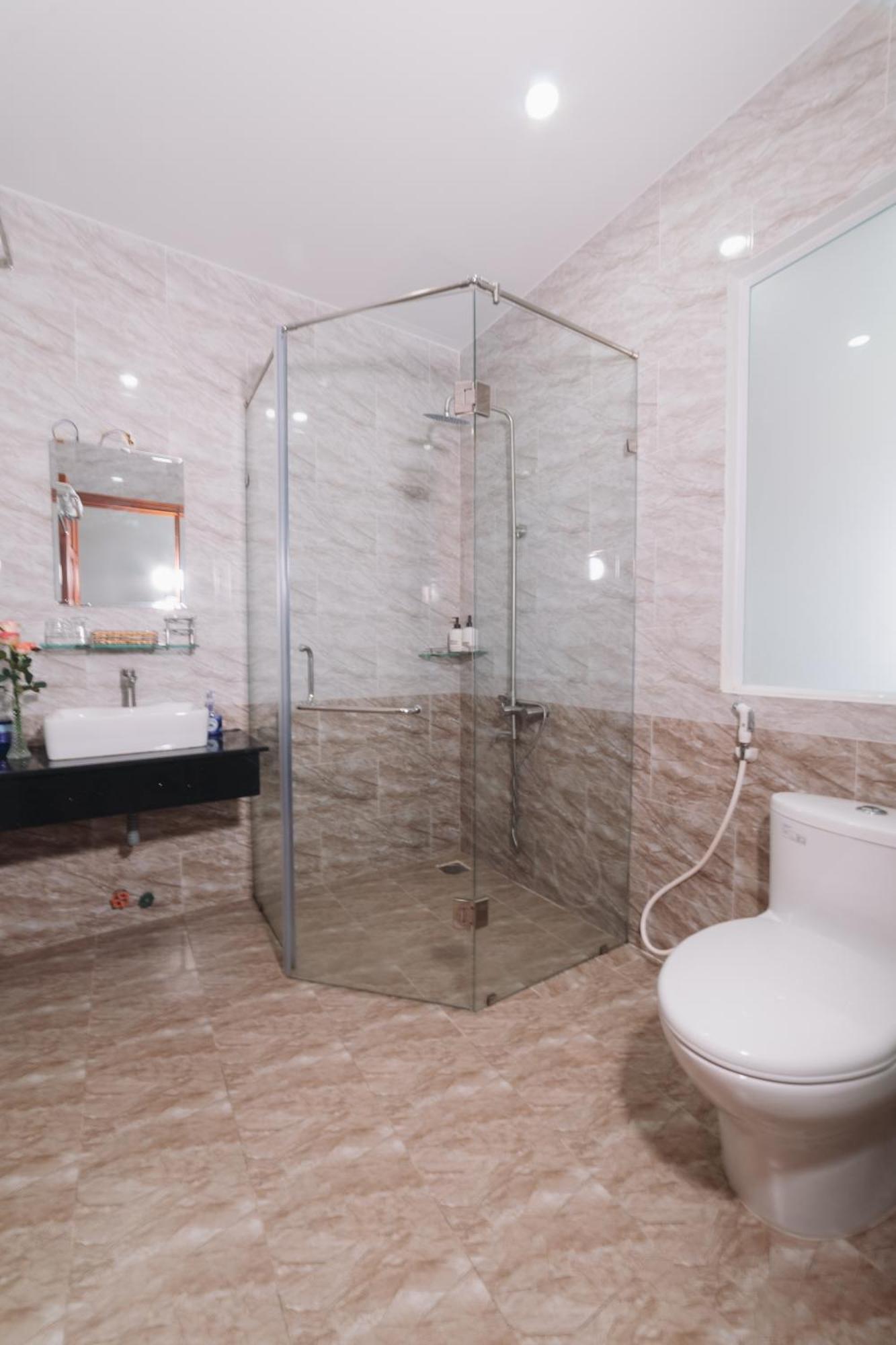 Anh Duc Hotel Da Lat City Екстериор снимка