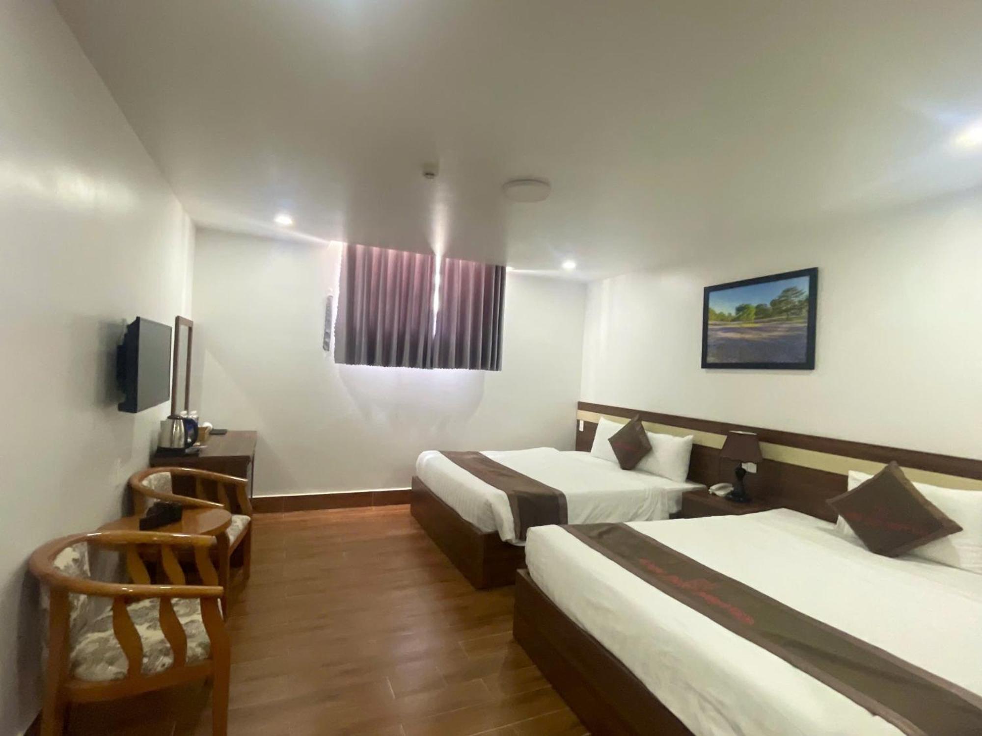 Anh Duc Hotel Da Lat City Екстериор снимка